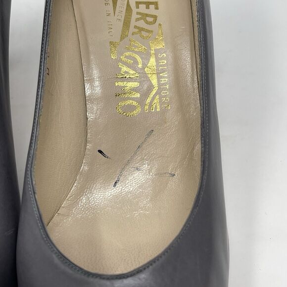 Salvatore Ferragamo Shoes Womens 10 AAA Narrow Gray Leather Pumps Made in Italy - Picture 6 of 16